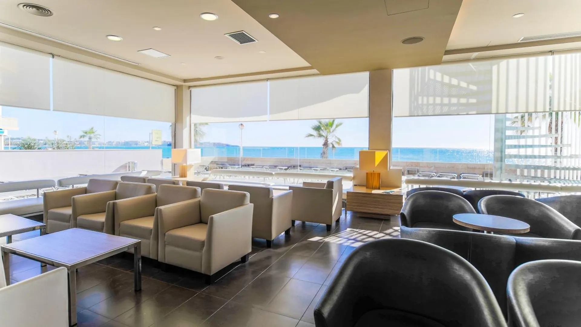 Hotel Augustus Cambrils 4*,  İspanya