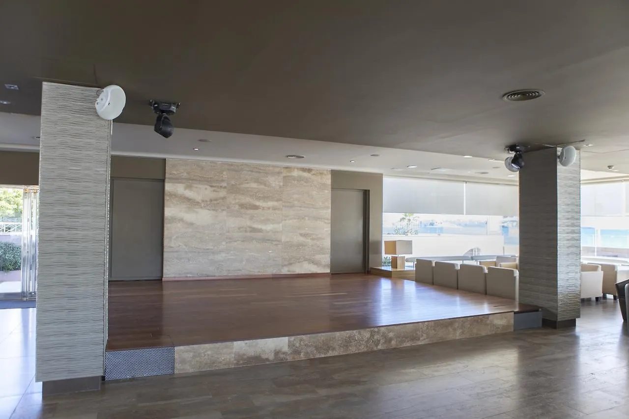 Hotel Augustus Cambrils 4*,